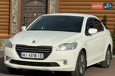 Седан Peugeot 301 2013 в Києві