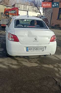 Седан Peugeot 301 2014 в Житомирі