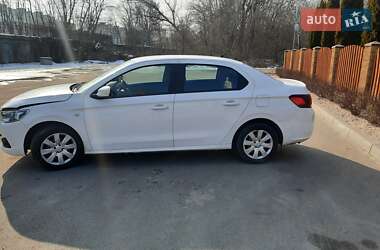 Седан Peugeot 301 2017 в 