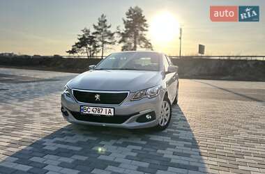 Седан Peugeot 301 2019 в Львове