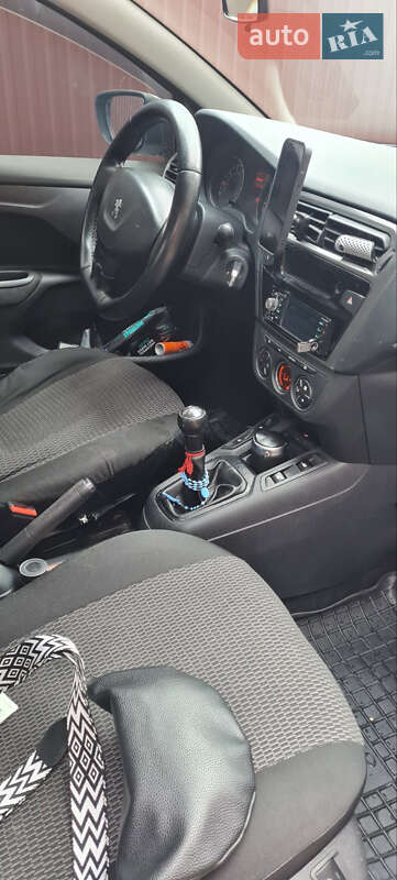 Седан Peugeot 301 2013 в Львові