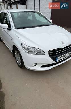 Седан Peugeot 301 2013 в 
