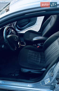 Седан Peugeot 301 2016 в 