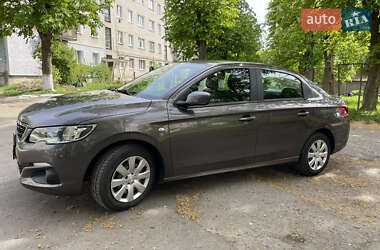 Седан Peugeot 301 2017 в 