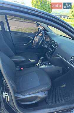 Седан Peugeot 301 2014 в 
