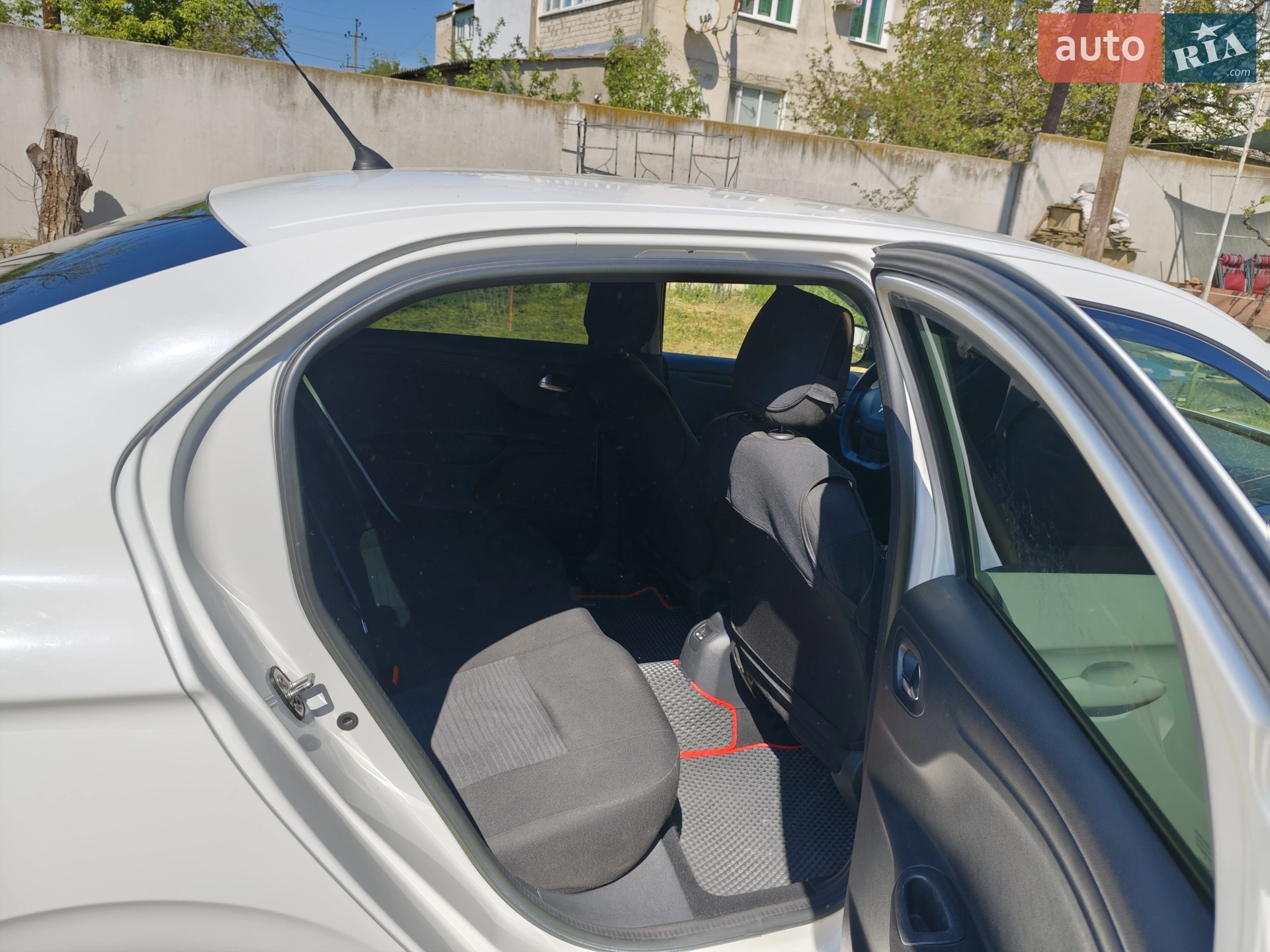 2015 Peugeot 301 - мініатюра 10