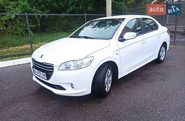 Седан Peugeot 301 2013 в Харькове
