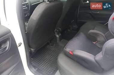 Седан Peugeot 301 2013 в 