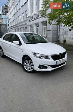 Седан Peugeot 301 2020 в Киеве
