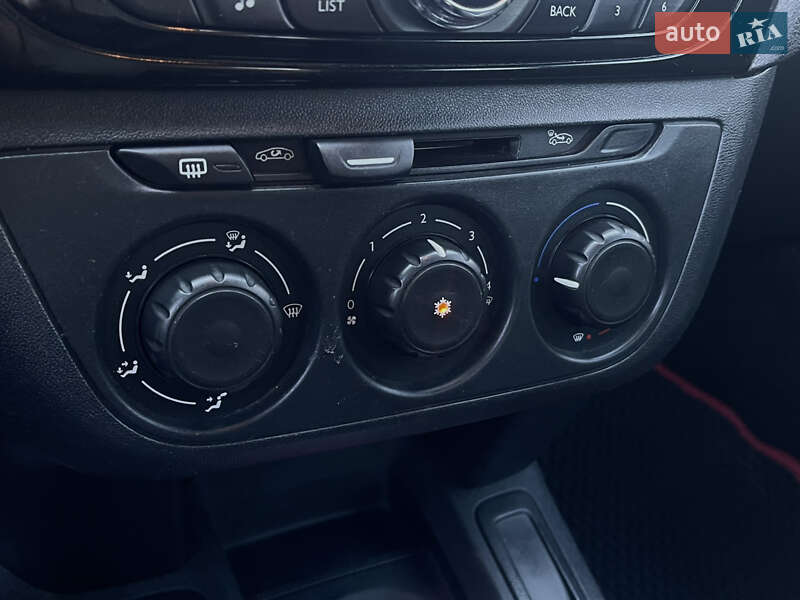 Седан Peugeot 301 2016 в Миколаєві