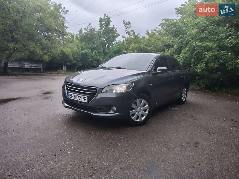 Седан Peugeot 301 2016 в Роздільній