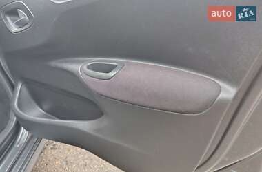 Седан Peugeot 301 2016 в 