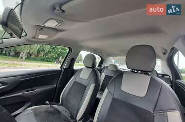 Седан Peugeot 301 2016 в 
