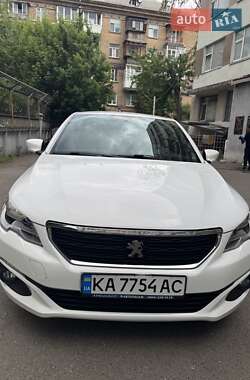 Седан Peugeot 301 2020 в Киеве
