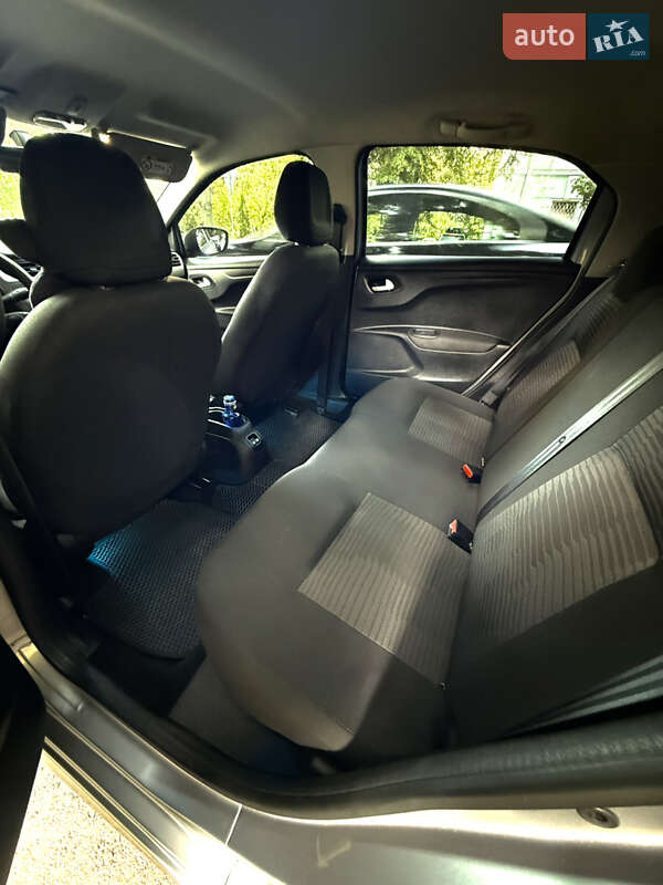 Седан Peugeot 301 2021 в Києві фото 4 Седан Peugeot 301 2021 в Києві