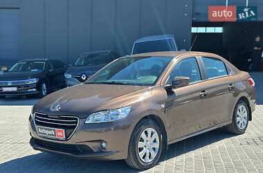 Седан Peugeot 301 2013 в Львове