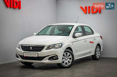 Седан Peugeot 301 2021 в Киеве