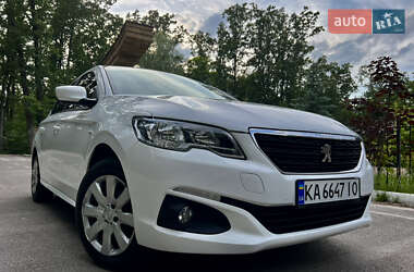 Седан Peugeot 301 2017 в Киеве