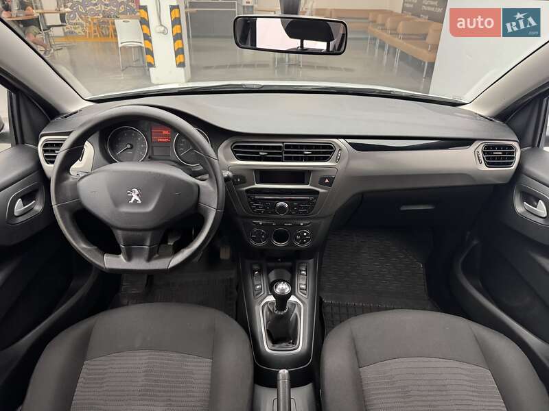 Седан Peugeot 301 2021 в Києві