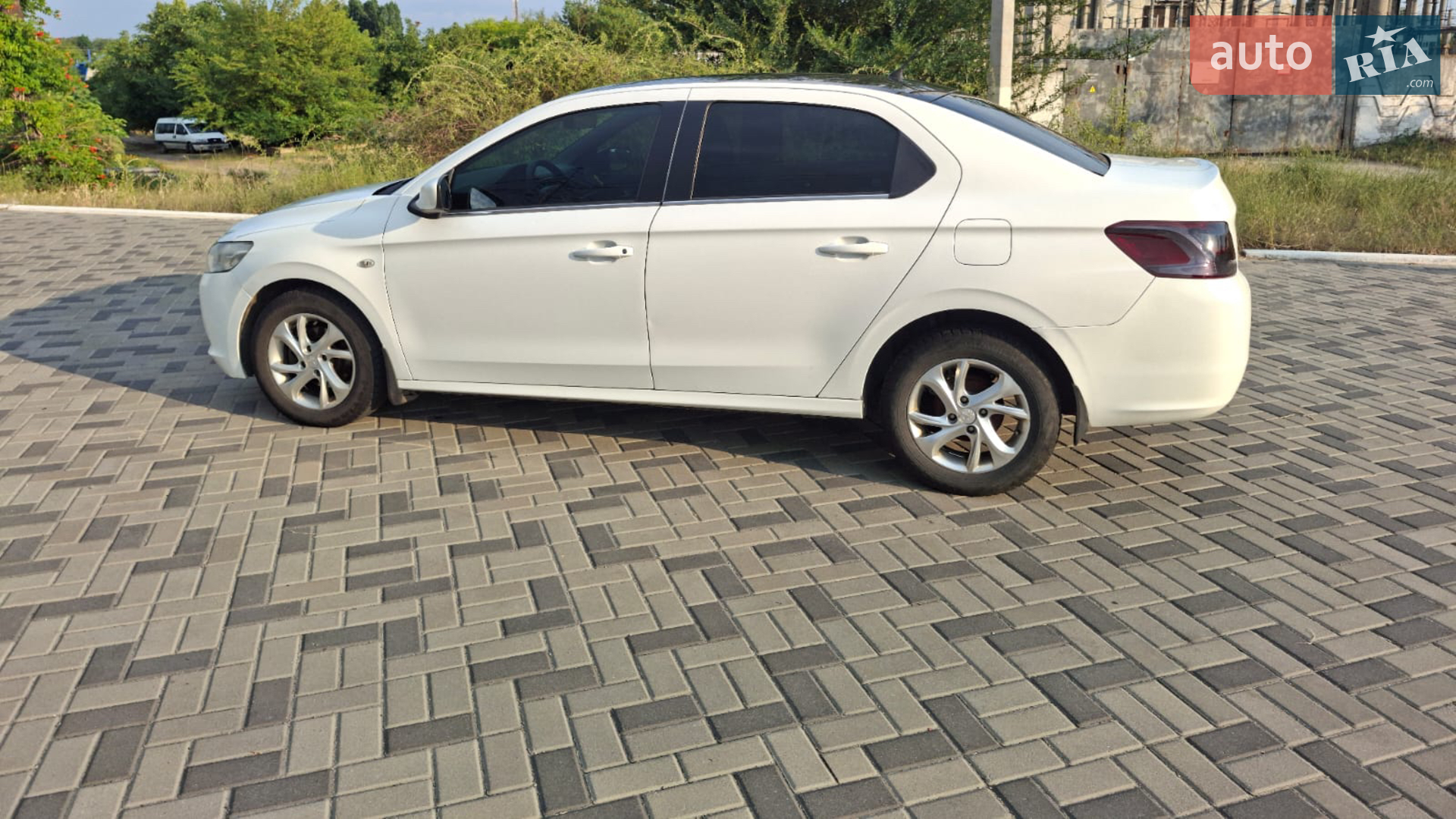 2013 Peugeot 301 - мініатюра 6