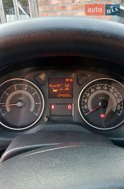 Седан Peugeot 301 2014 в 