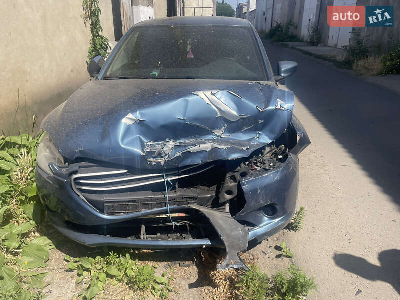 Peugeot 301 2013
