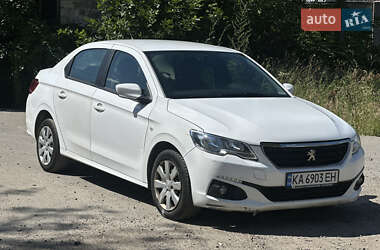 Седан Peugeot 301 2021 в Киеве