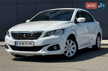 Седан Peugeot 301 2017 в Киеве