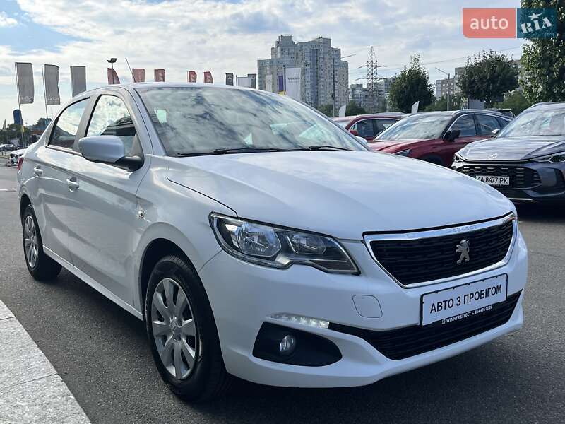 Седан Peugeot 301 2020 в Києві