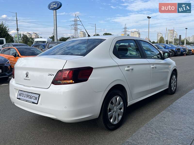 Седан Peugeot 301 2020 в Києві