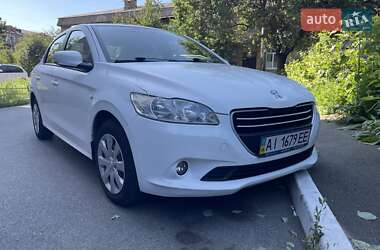 Седан Peugeot 301 2013 в Вишгороді