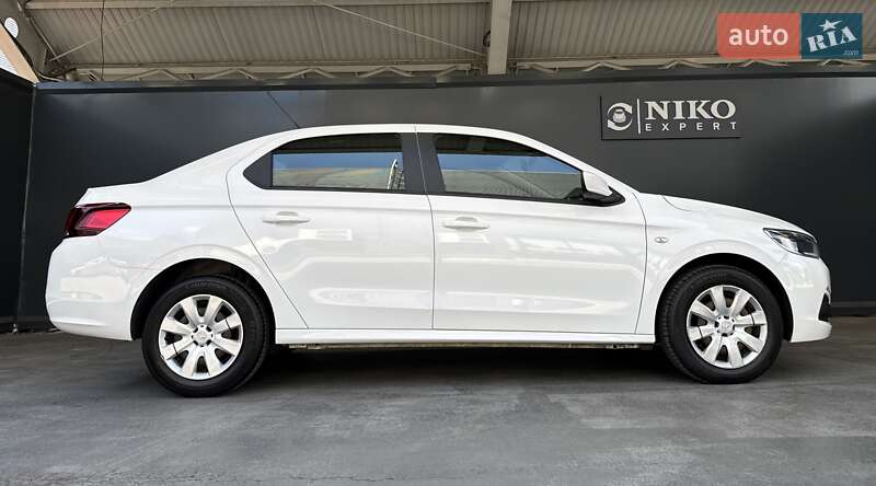 Седан Peugeot 301 2020 в Києві