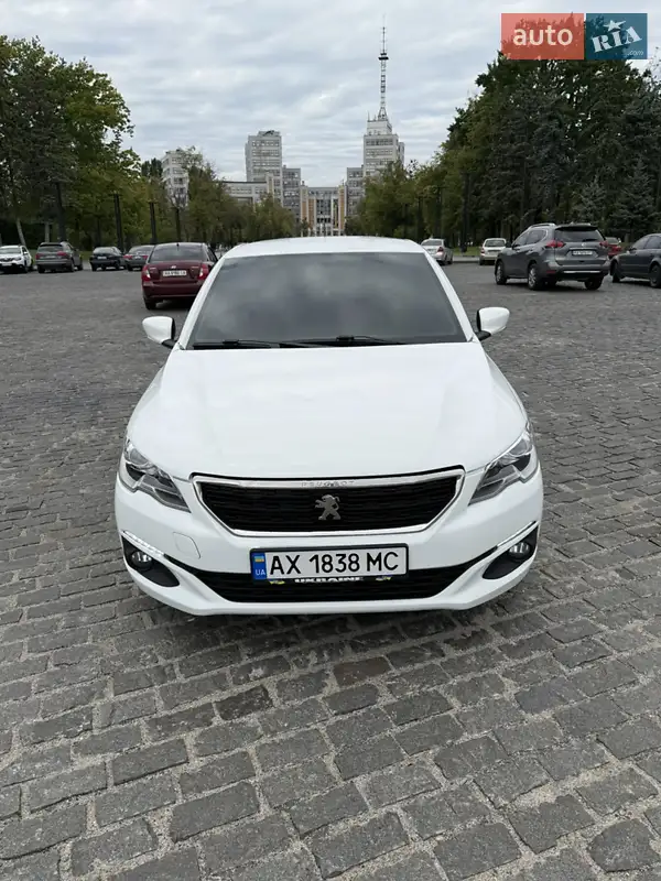 Peugeot 301