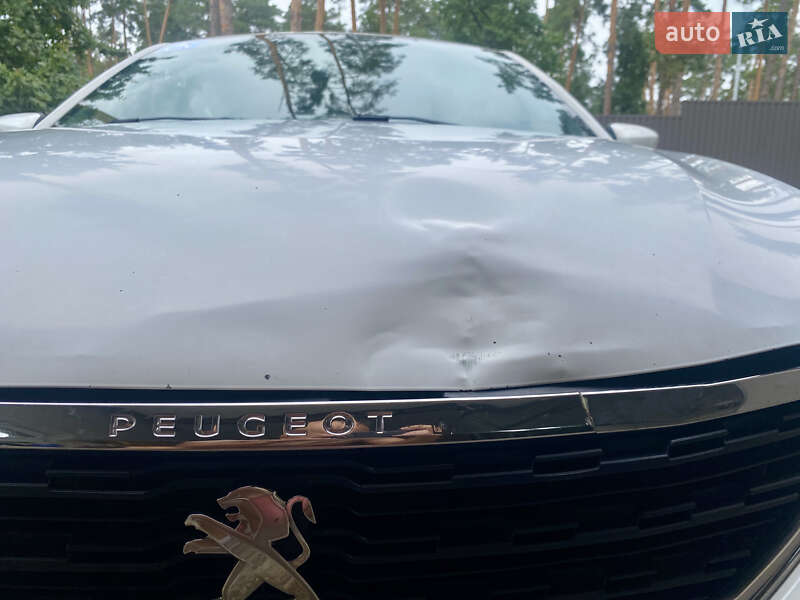 Седан Peugeot 301 2018 в Киеве