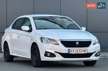 Седан Peugeot 301 2018 в Києві