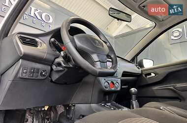 Седан Peugeot 301 2020 в Киеве
