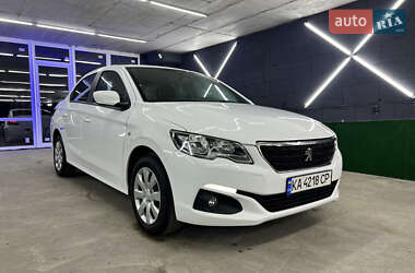 Седан Peugeot 301 2020 в Києві