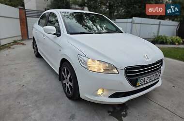 Седан Peugeot 301 2013 в Бердичеві