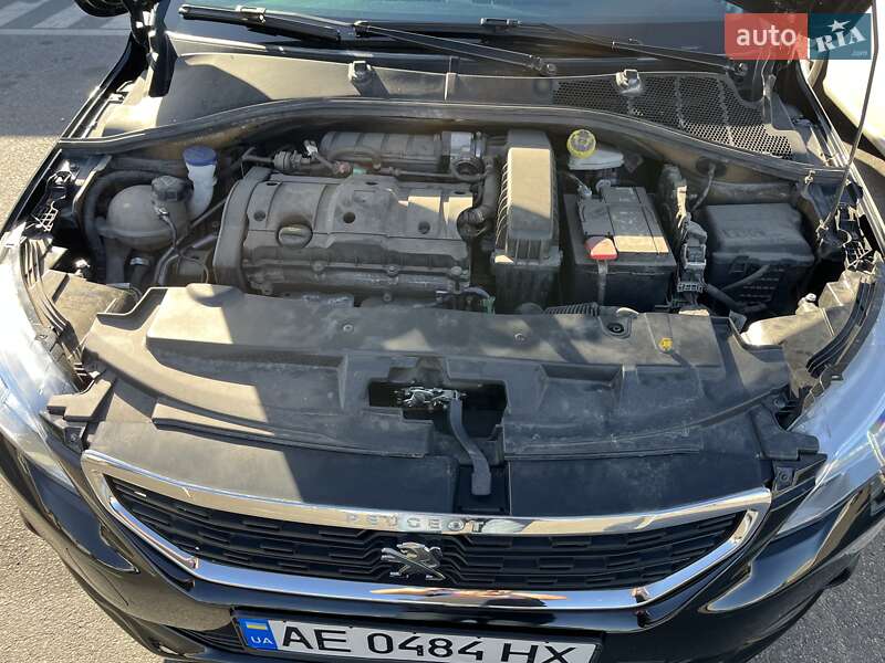 Седан Peugeot 301 2019 в Києві