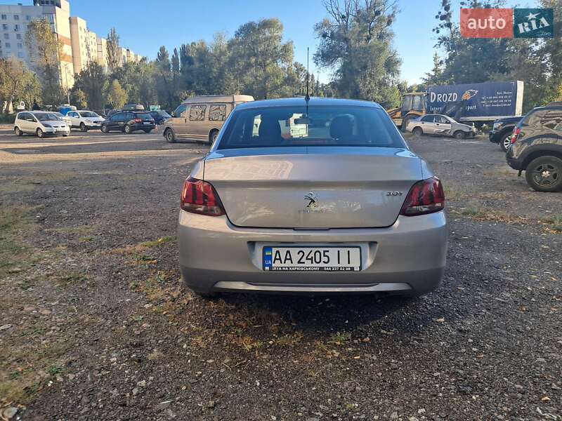 Седан Peugeot 301 2019 в Києві