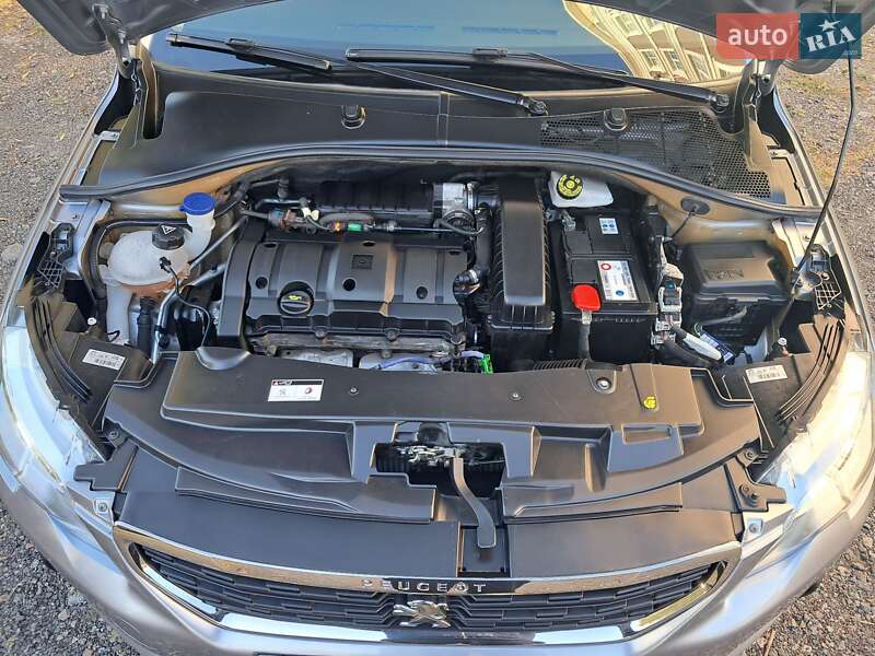 Седан Peugeot 301 2019 в Києві