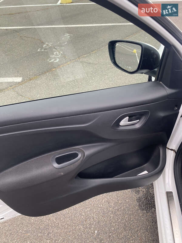 Седан Peugeot 301 2018 в Киеве фото 9 Седан Peugeot 301 2018 в Киеве