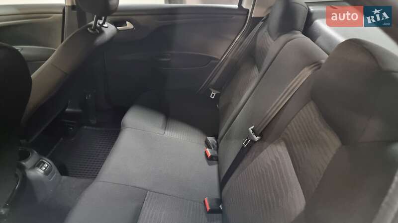 Седан Peugeot 301 2020 в Киеве фото 7 Седан Peugeot 301 2020 в Киеве