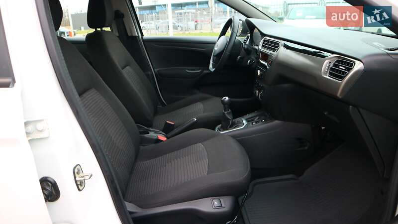 Седан Peugeot 301 2021 в Києві