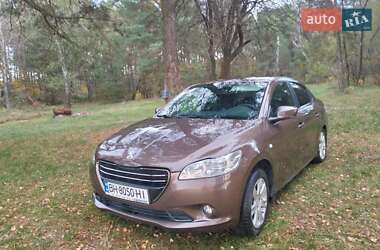 Седан Peugeot 301 2016 в Шепетівці