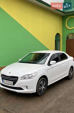 Седан Peugeot 301 2016 в Коломые