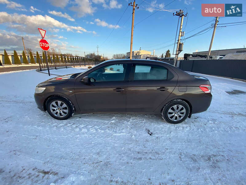 Седан Peugeot 301 2013 в Изяславе