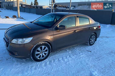 Седан Peugeot 301 2013 в Изяславе