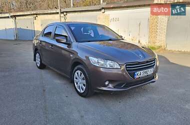 Седан Peugeot 301 2015 в Києві