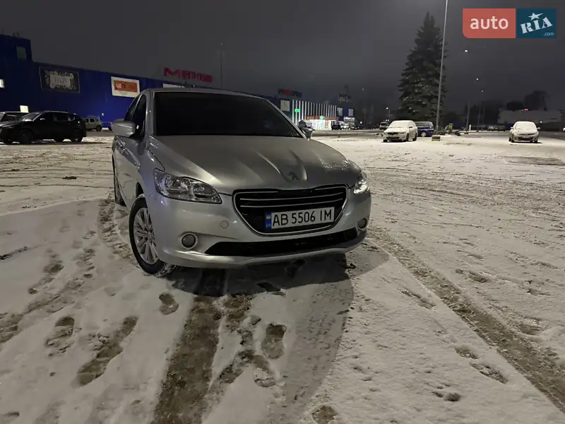 Peugeot 301